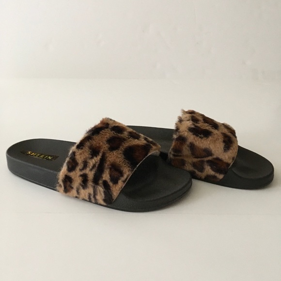 yeezy slides on shein